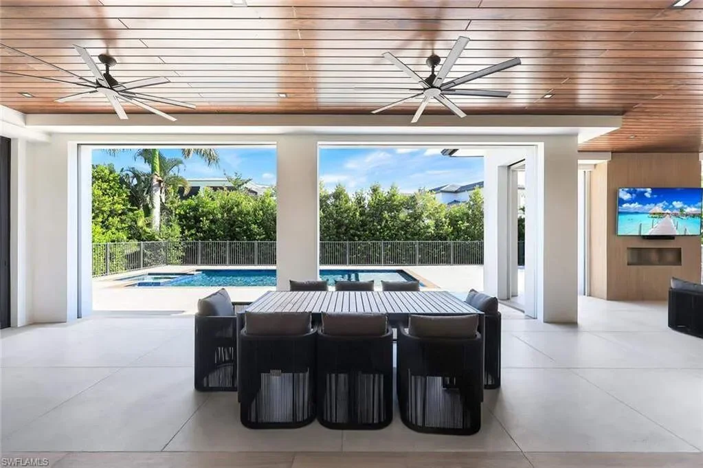 3190 Crayton RD, Naples, FL, 34103, USA, Naples, Florida, United States. - Photo 28