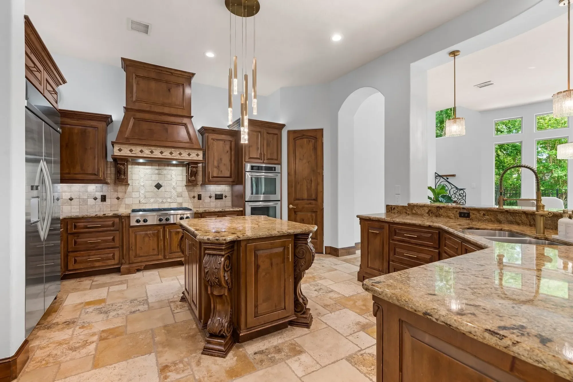 22 Johnathan Landing Court, The Woodlands, TX 77389, The Woodlands, Texas, United States. - Photo 10