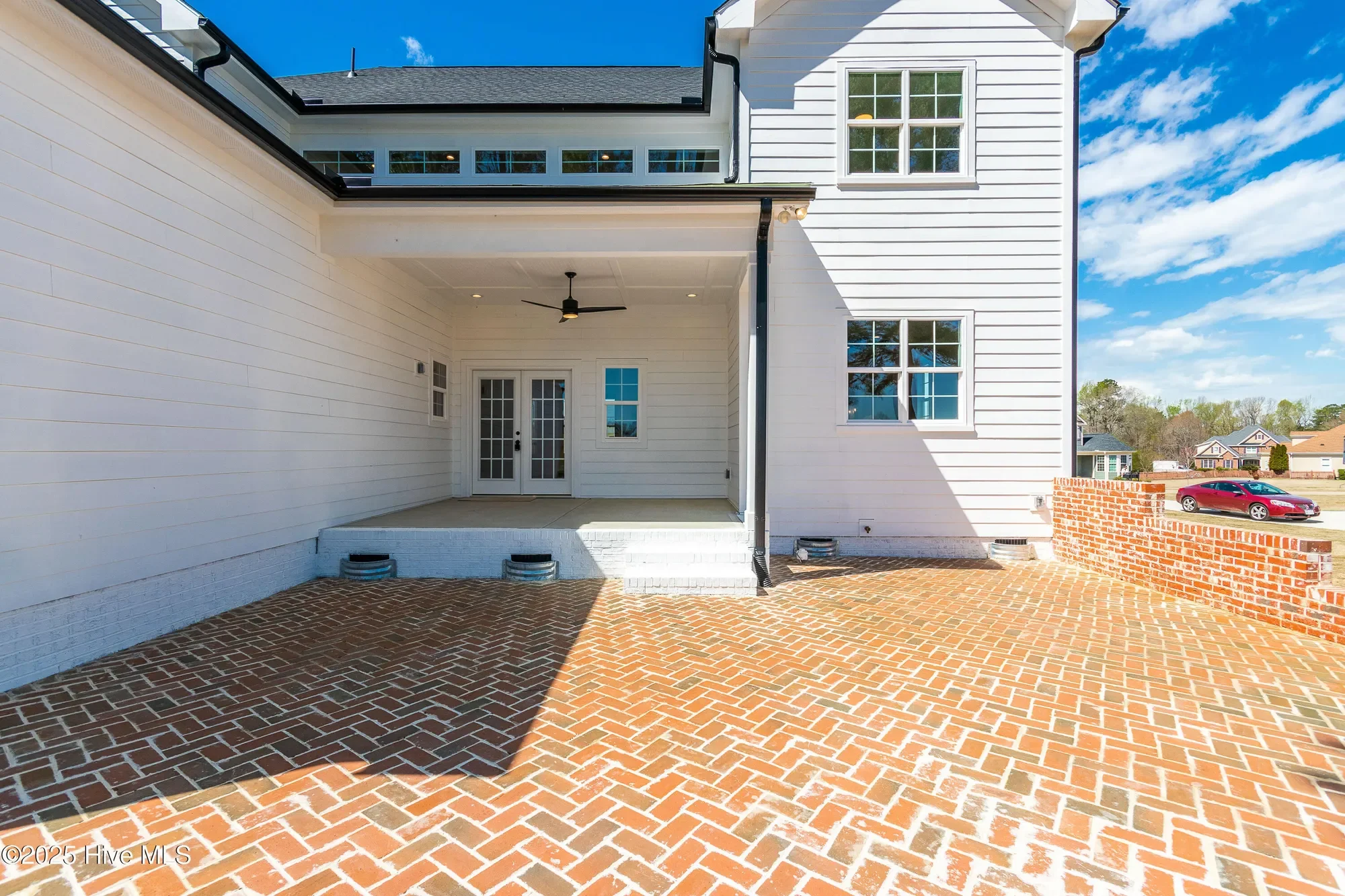 Gallery photo 2