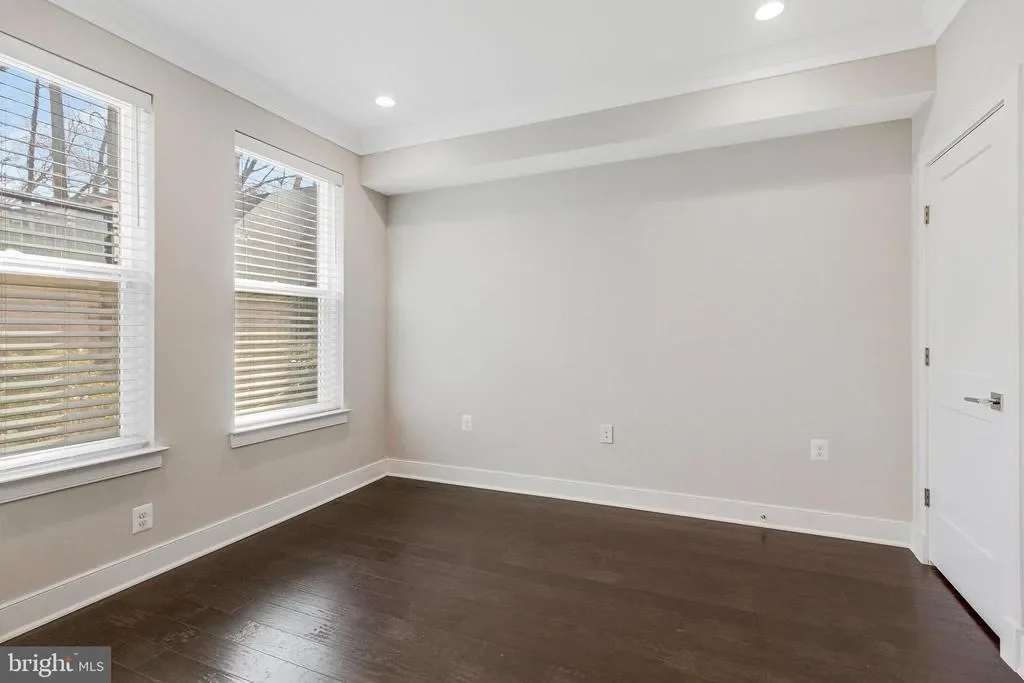 Gallery photo 3