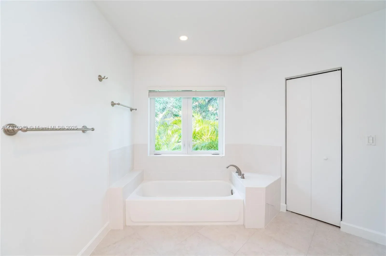 1820 Ferdinand St, Coral Gables, Florida, United States. - Photo 28