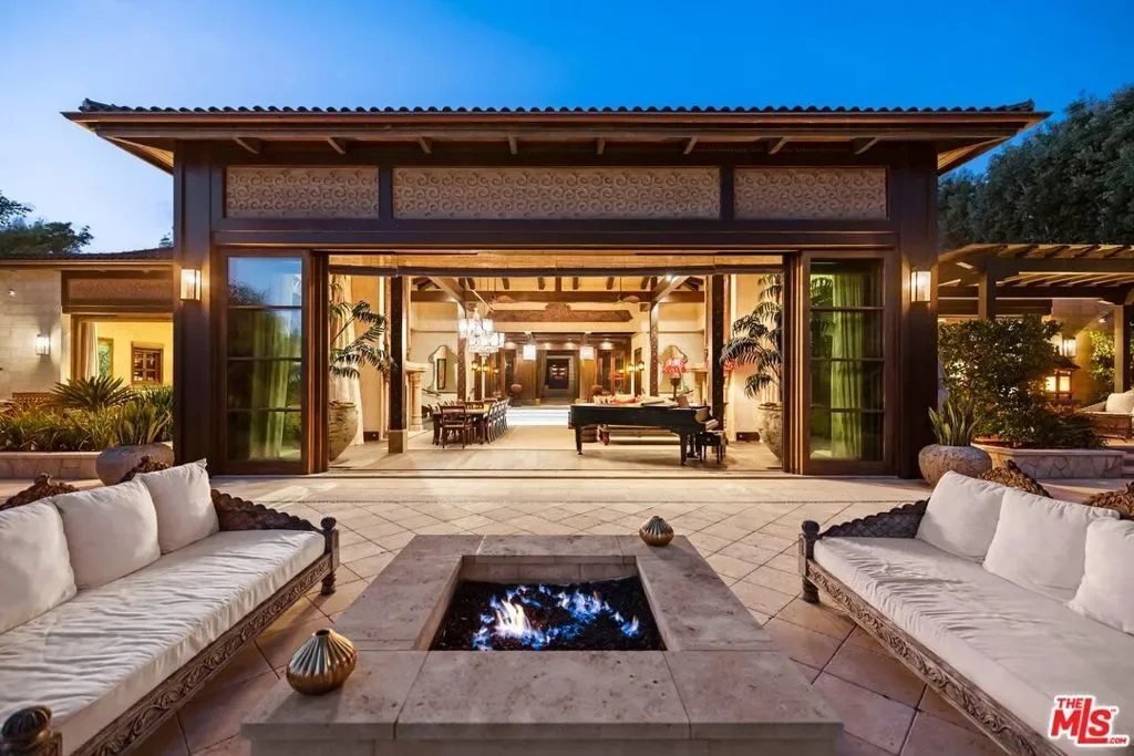 24834 Pacific Coast Highway, Malibu, California, United States. - Photo 27