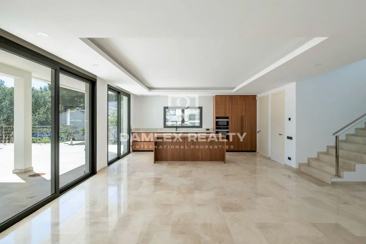 Gallery photo 1