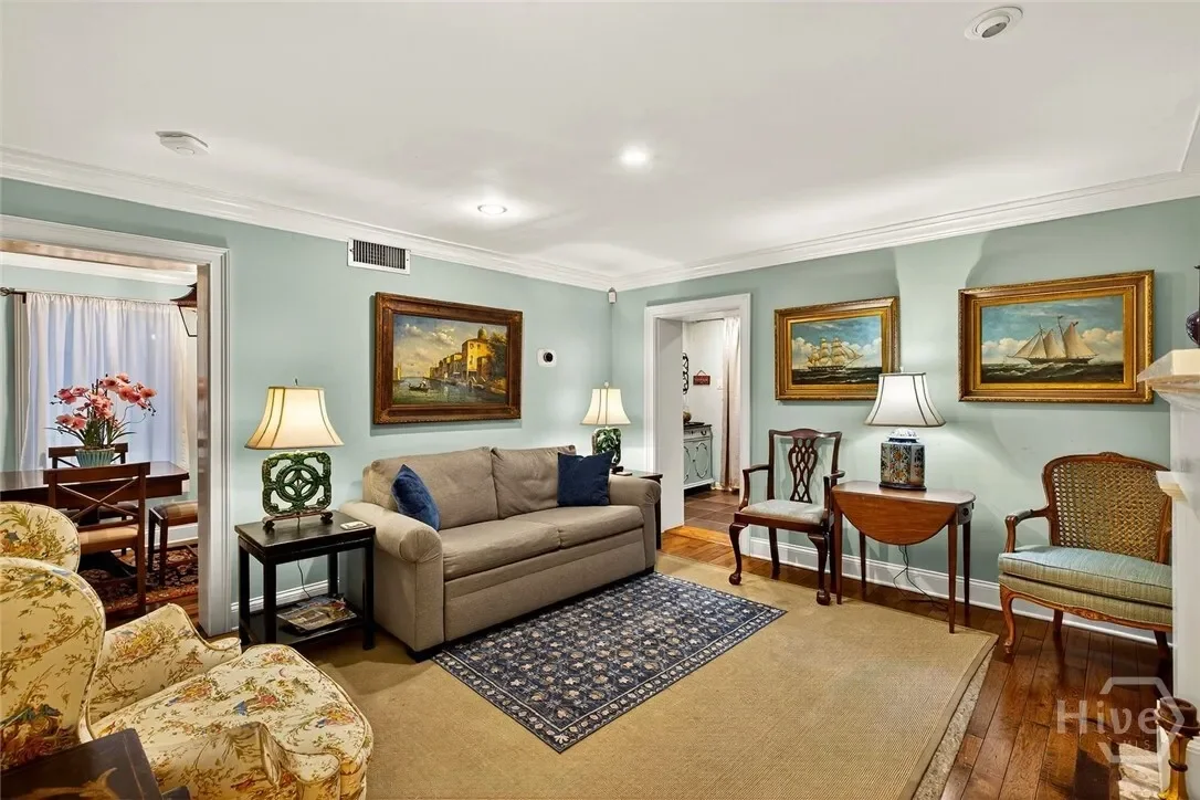 208 E Liberty Street, Savannah, Georgia, United States. - Photo 33