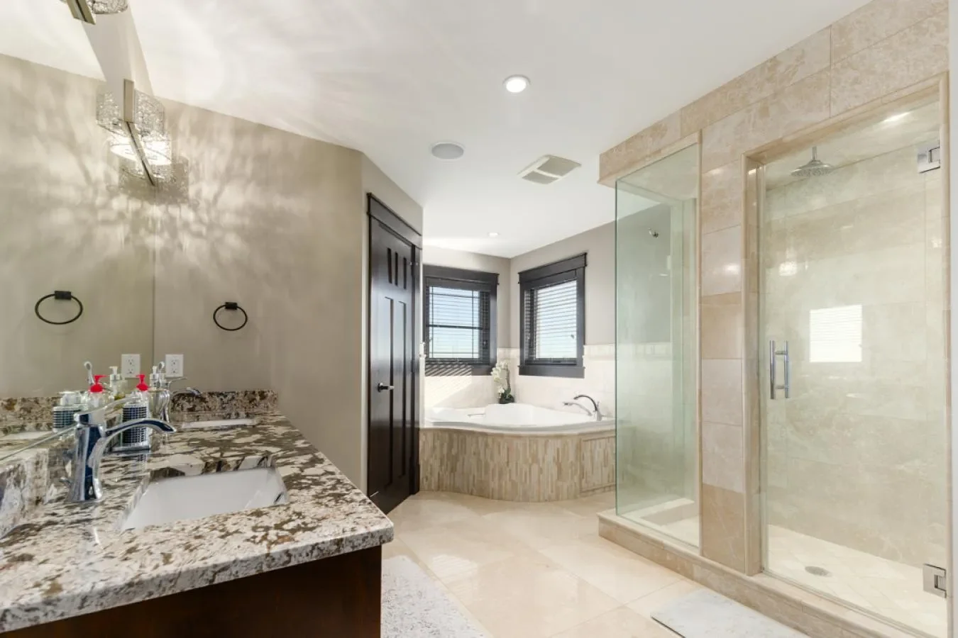 33009 Mountain Glen View, Cochrane, Alberta, Canada. - Photo 25