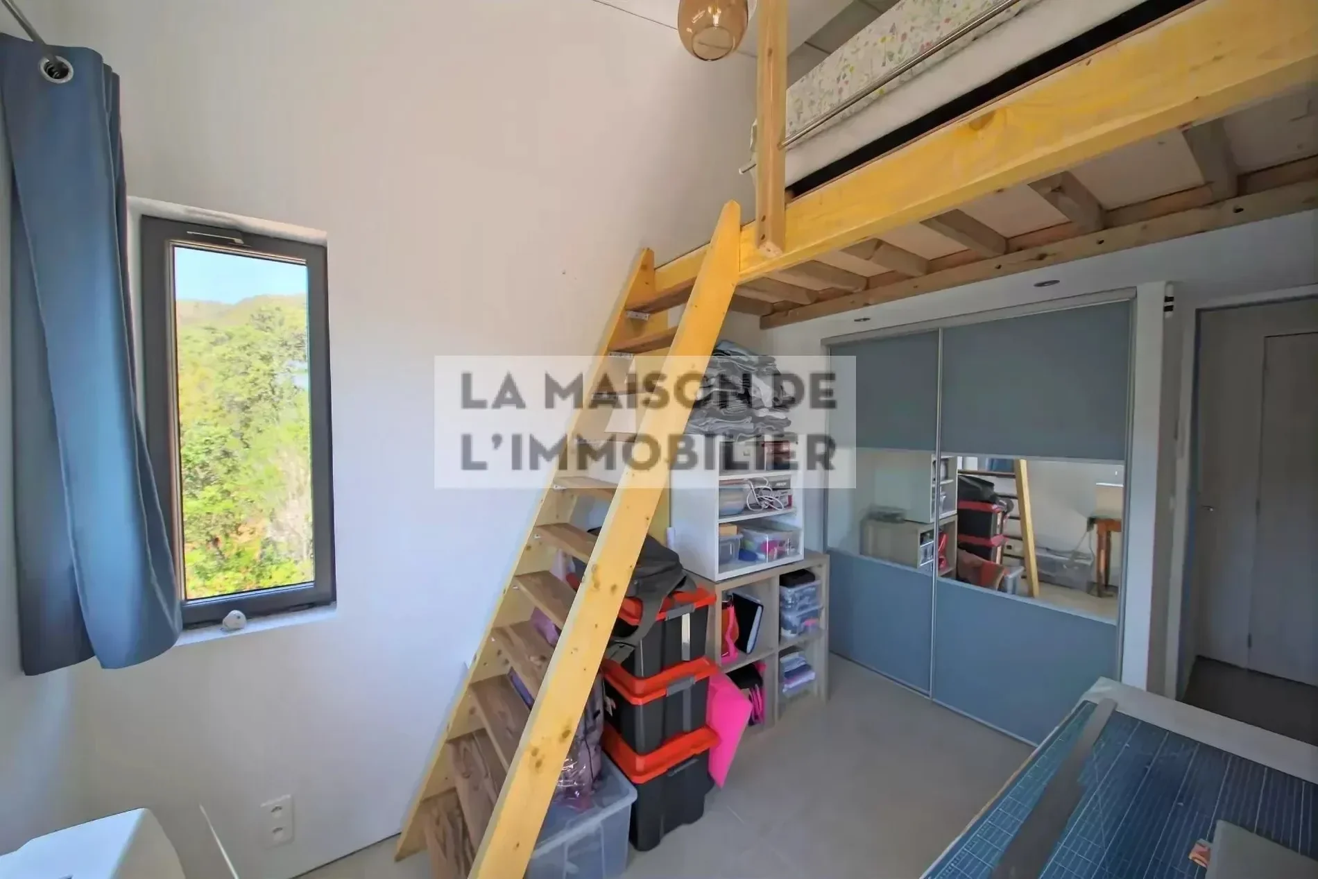 Gallery photo 2