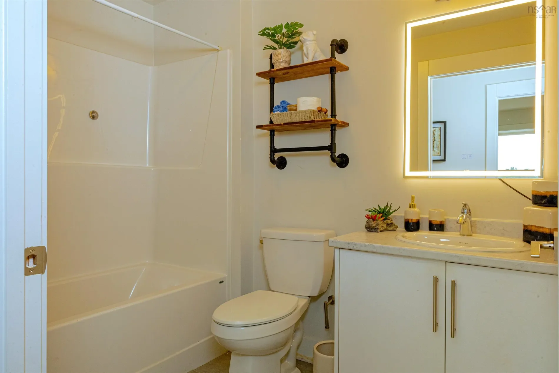 Gallery photo 4