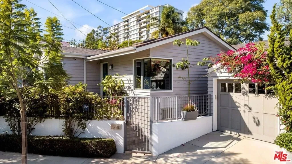 9009 Lloyd Place, Los Angeles, California, United States. - Photo 23