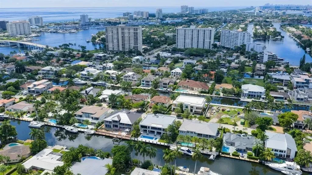 2405 Castilla Isle, Fort Lauderdale, FL, 33301, USA, Fort Lauderdale, Florida, United States. - Photo 52
