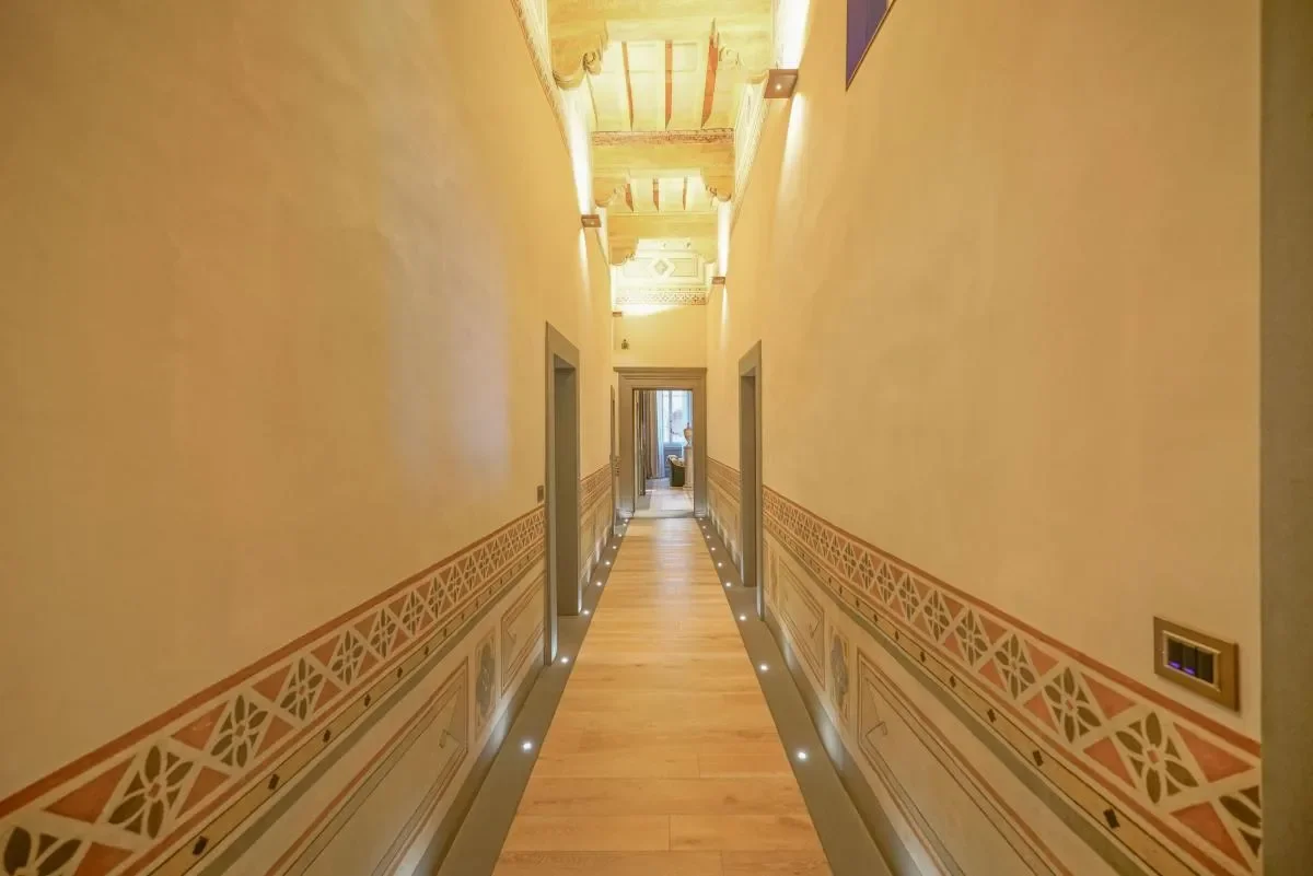 Gallery photo 6