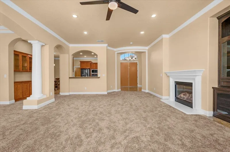 2825 E Quincy Avenue, Fresno, CA 93720, Fresno, California, United States. - Photo 36