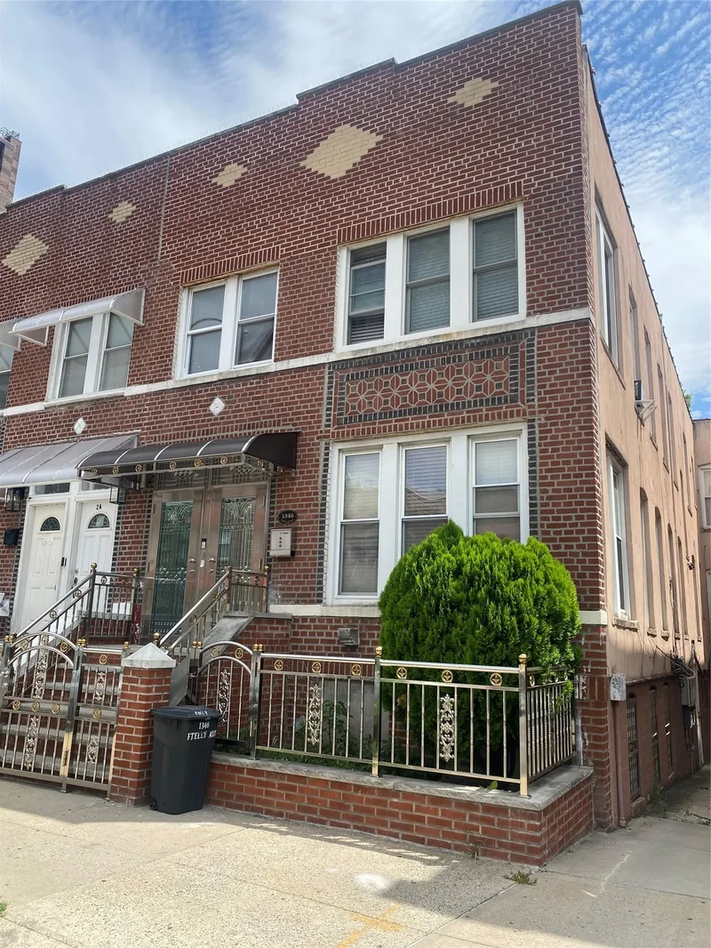 1346 Fteley Avenue, Bronx, NY 10472, New York, New York, United States. - Photo 10
