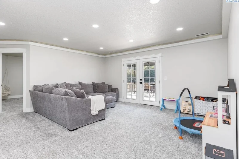 4614 W Metaline Ave, Kennewick, WA 99336, Kennewick, Washington, United States. - Photo 8