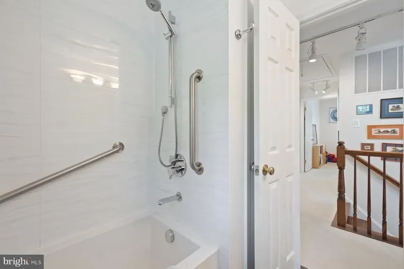 16400 Montecrest Lane, Gaithersburg, MD 20878, North Potomac, Maryland, United States. - Photo 26