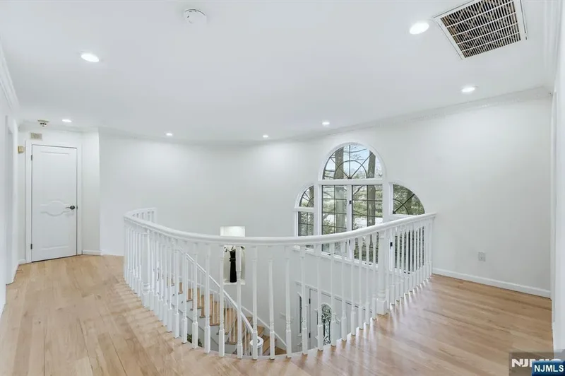 921 Franklin Lake Road, Franklin Lakes, NJ 07417, Franklin Lakes, New Jersey, United States. - Photo 21