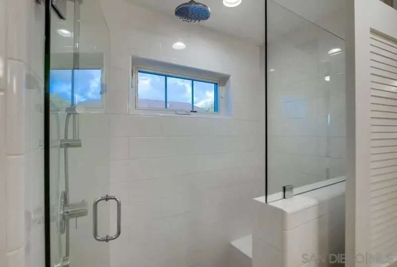 240 B Avenue, Coronado, California, United States. - Photo 46