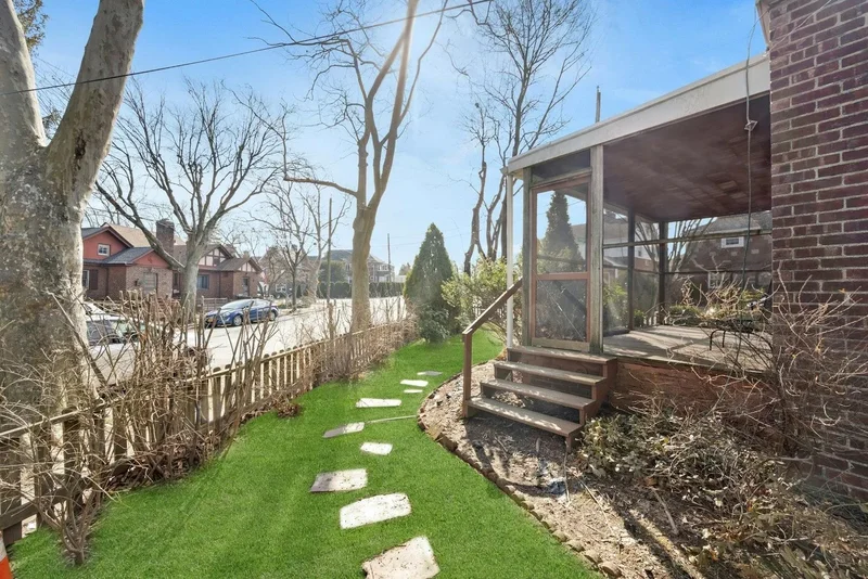 3203 Parsifal Place, New York, New York, United States. - Photo 22