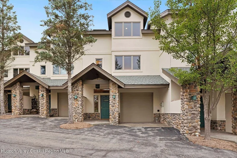 3 Enclave East Drive, Windham, Ny, 12496