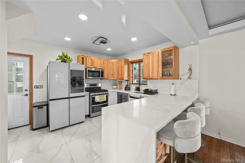 163-37 15 Drive, Beechhurst, NY 11357, New York, New York, United States. - Photo 11