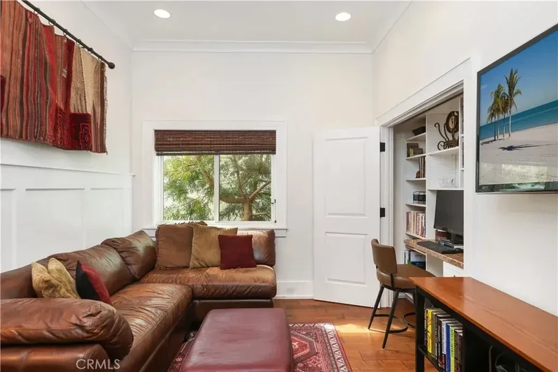 516 Poinsettia B, Newport Beach, California, United States. - Photo 27