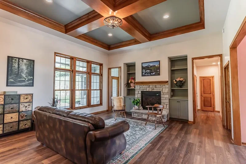 3 Bedrooms Single Family Detached