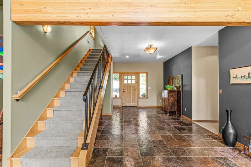 545 Conifer Way , Ashland, OR 97520, Ashland, Oregon, United States. - Photo 16