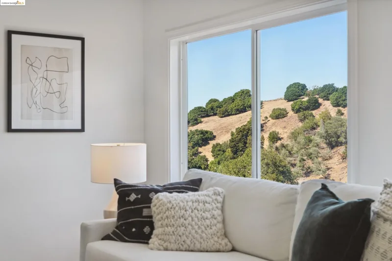 295 Scenic Ave, Oakland, California, United States. - Photo 46