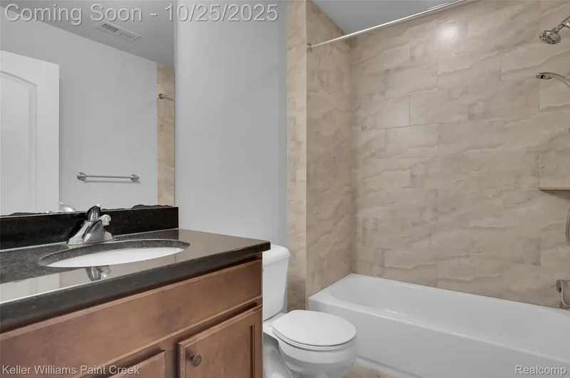 2821 Addison Circle S, Oakland Charter Township, MI 48306, Rochester, Michigan, United States. - Photo 52