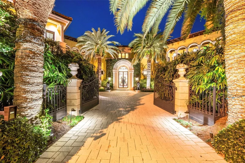 1 Isla Bahia Dr, Fort Lauderdale, Florida, United States. - Photo 86