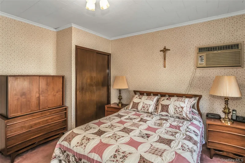 61-22 56th Drive, New York, New York, United States. - Photo 21