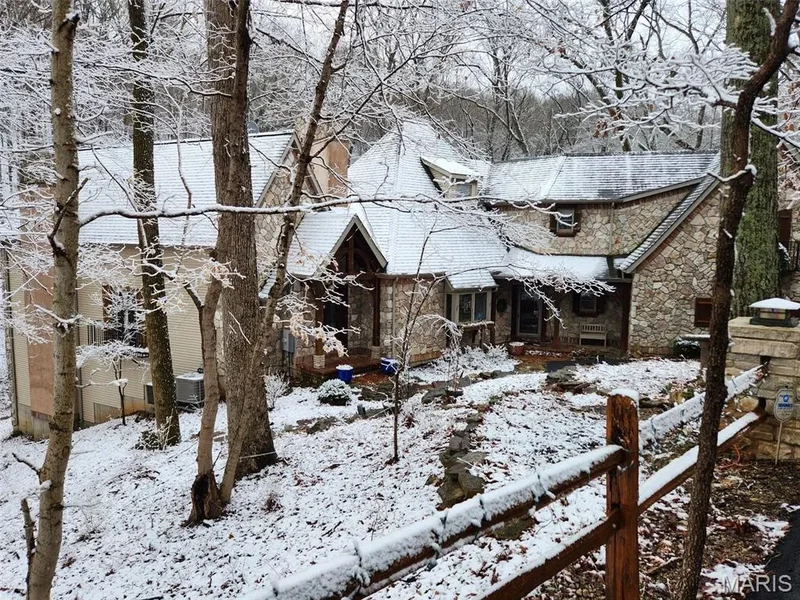 832 Stone Bridge Springs Drive, Wildwood, Missouri, United States. - Photo 26