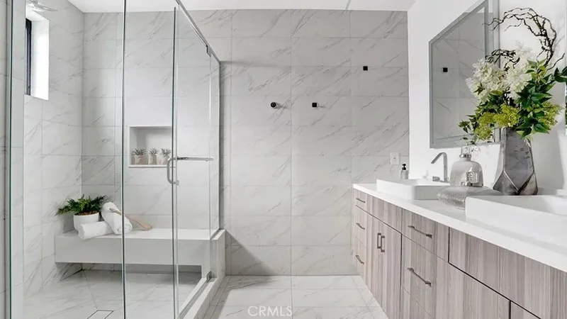 741 N Gramercy, Los Angeles, California, United States. - Photo 26