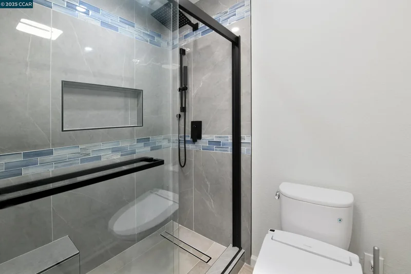 319 Oak Glen Ct, Martinez, California, United States. - Photo 30