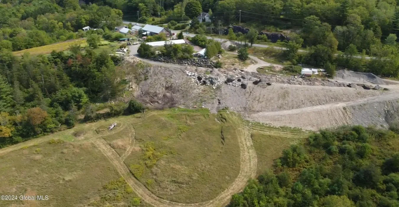 729 State Route 9N, Ticonderoga, New York, United States. - Photo 22