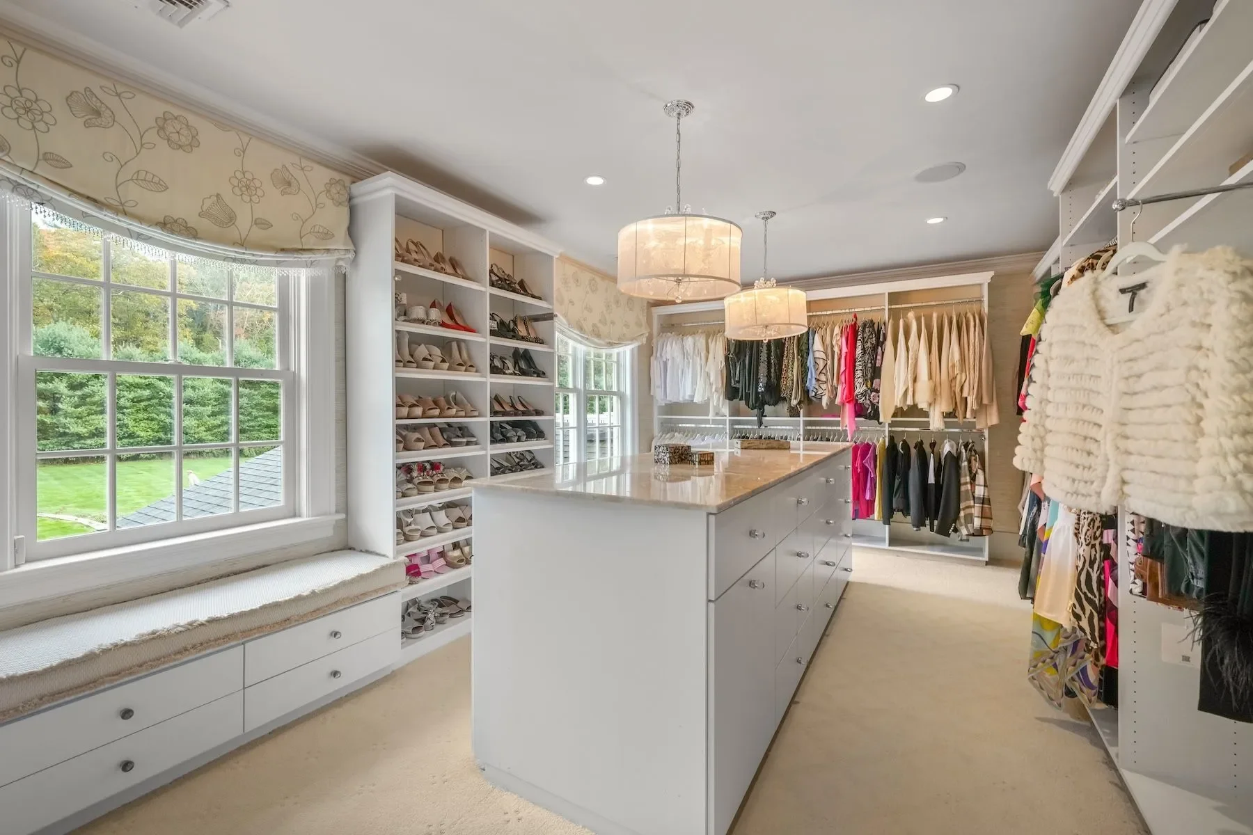 8 Hamlins Xing , Dover, MA 02030, Dover, Massachusetts, United States. - Photo 25