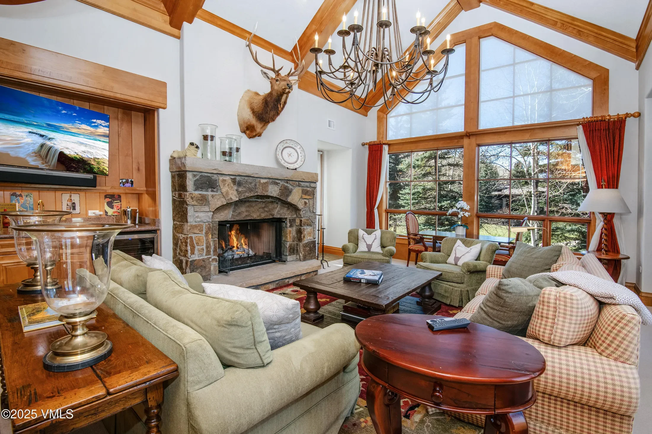 458 Vail Valley Drive R6, Vail, Colorado, United States. - Hero Image