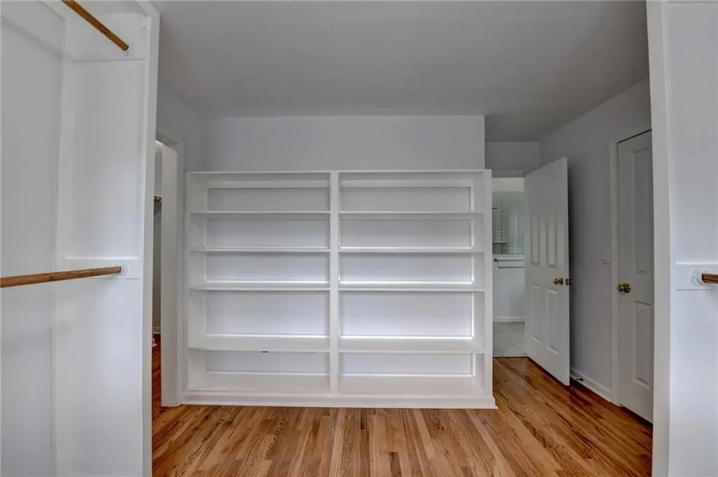 Gallery photo 4