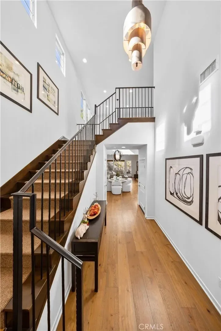 105 newall, Irvine, California, United States. - Photo 43