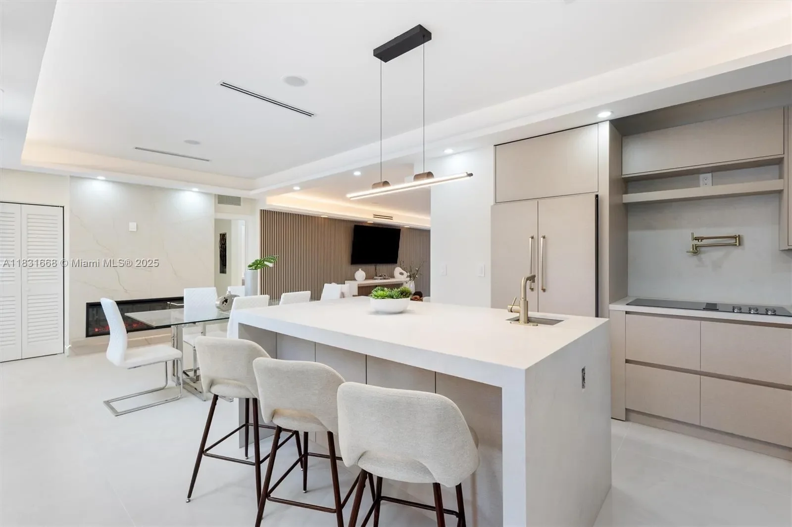 1108 Harrison St, Hollywood, Florida, United States. - Photo 4