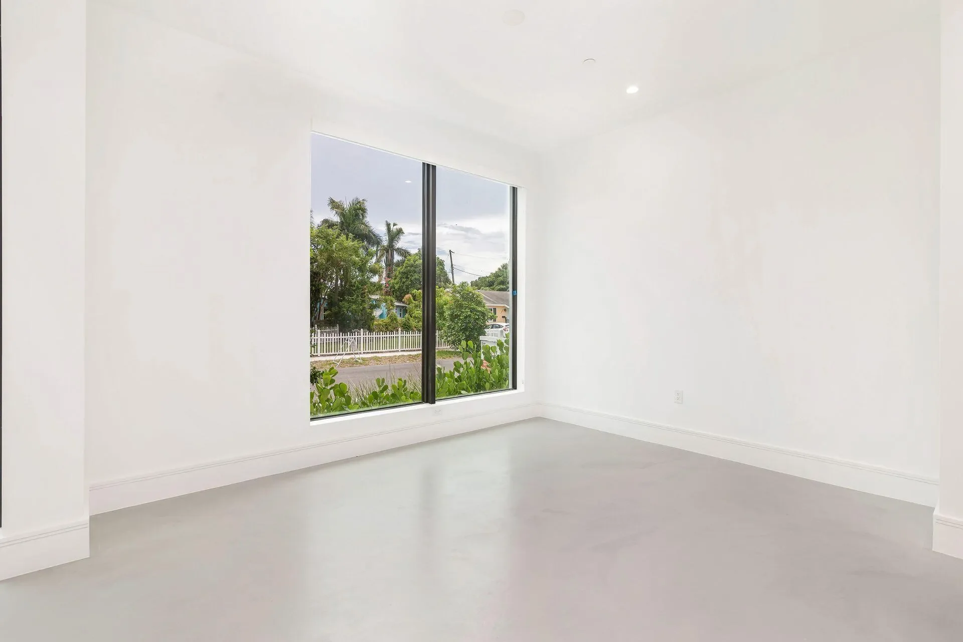 Gallery photo 12