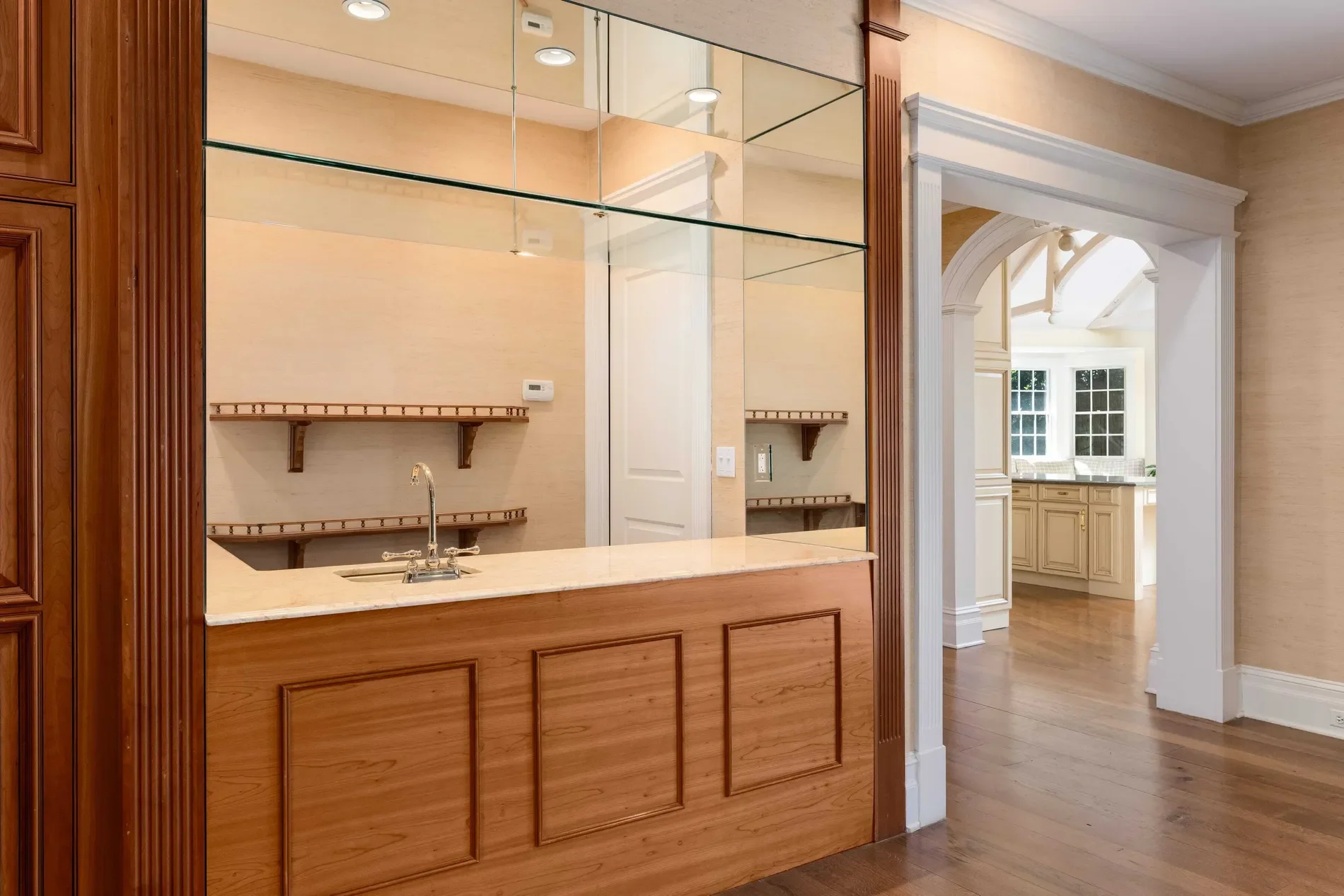 63 Premium Point, New Rochelle, NY, 10801, USA, New Rochelle, New York, United States. - Photo 21