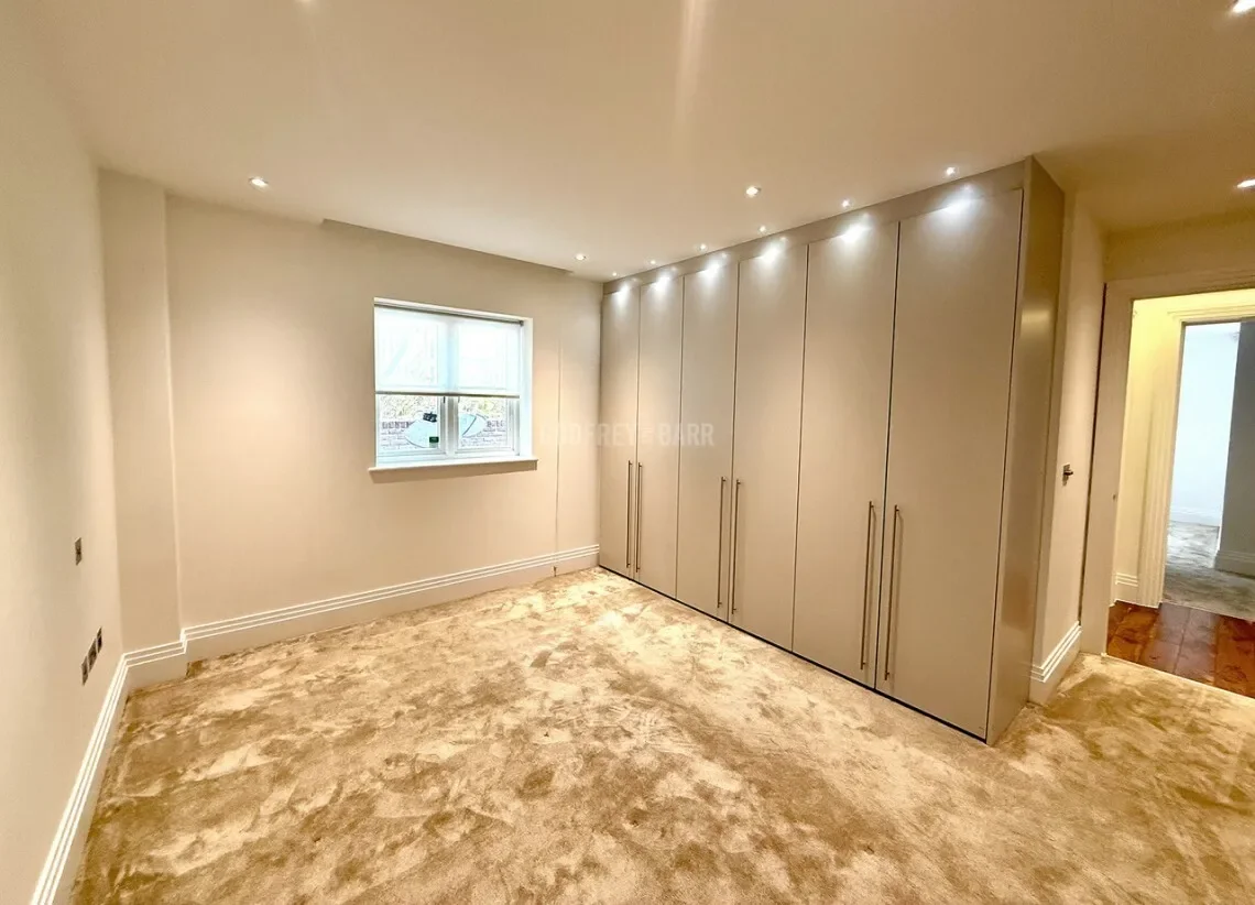Collingham House, Mill Hill Place Mill Hill NW7, London, England, United Kingdom. - Photo 2