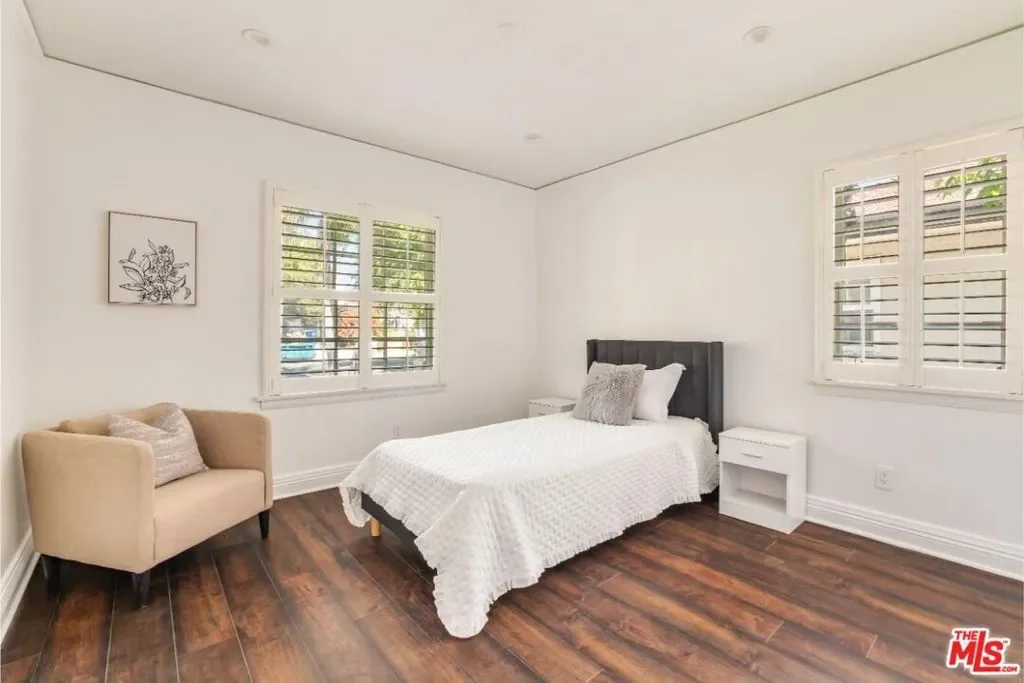 4940 Arcola Avenue, Los Angeles, California, United States. - Photo 19