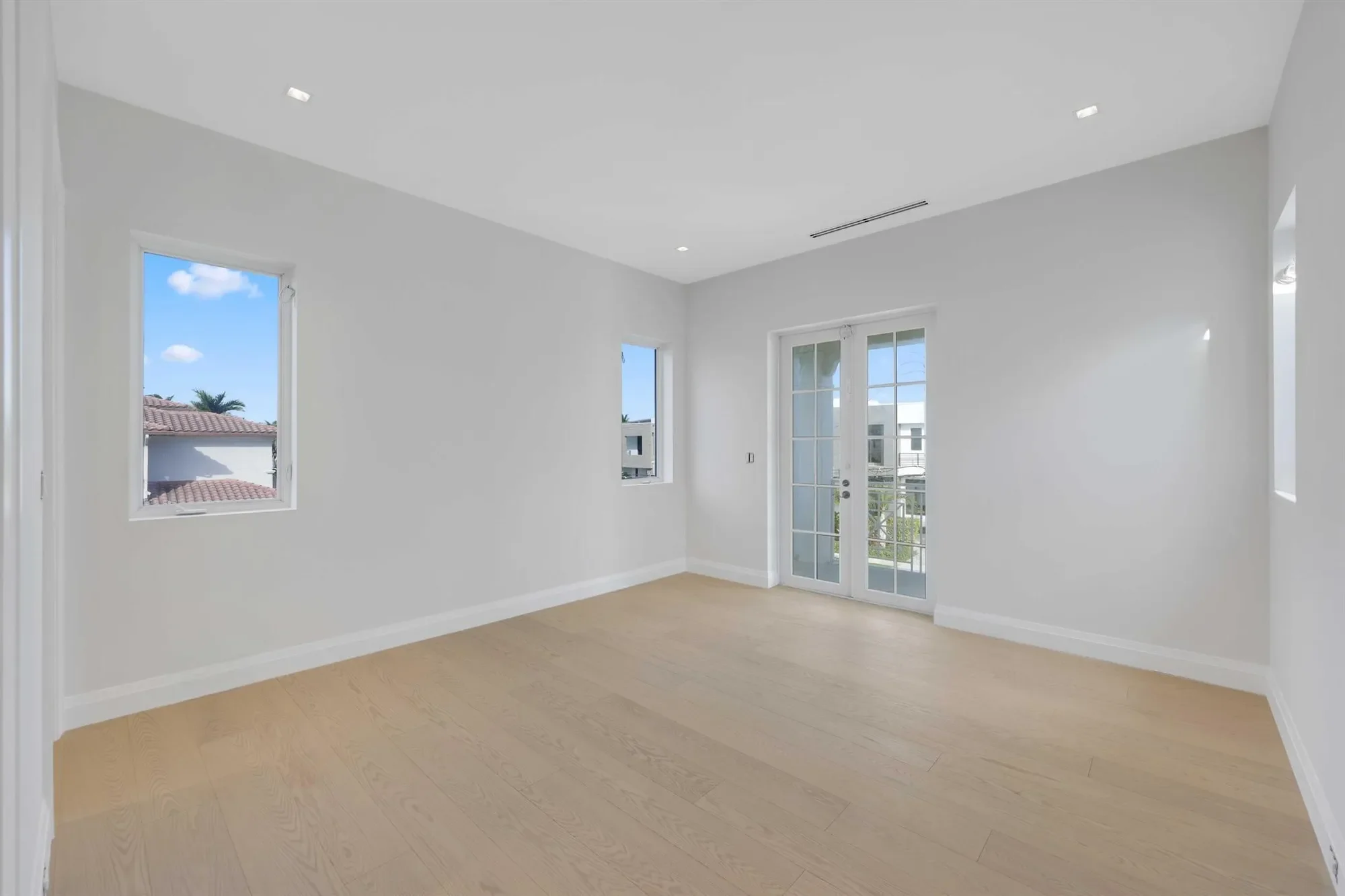 810 NE 70th Street, Boca Raton, Florida, United States. - Photo 25