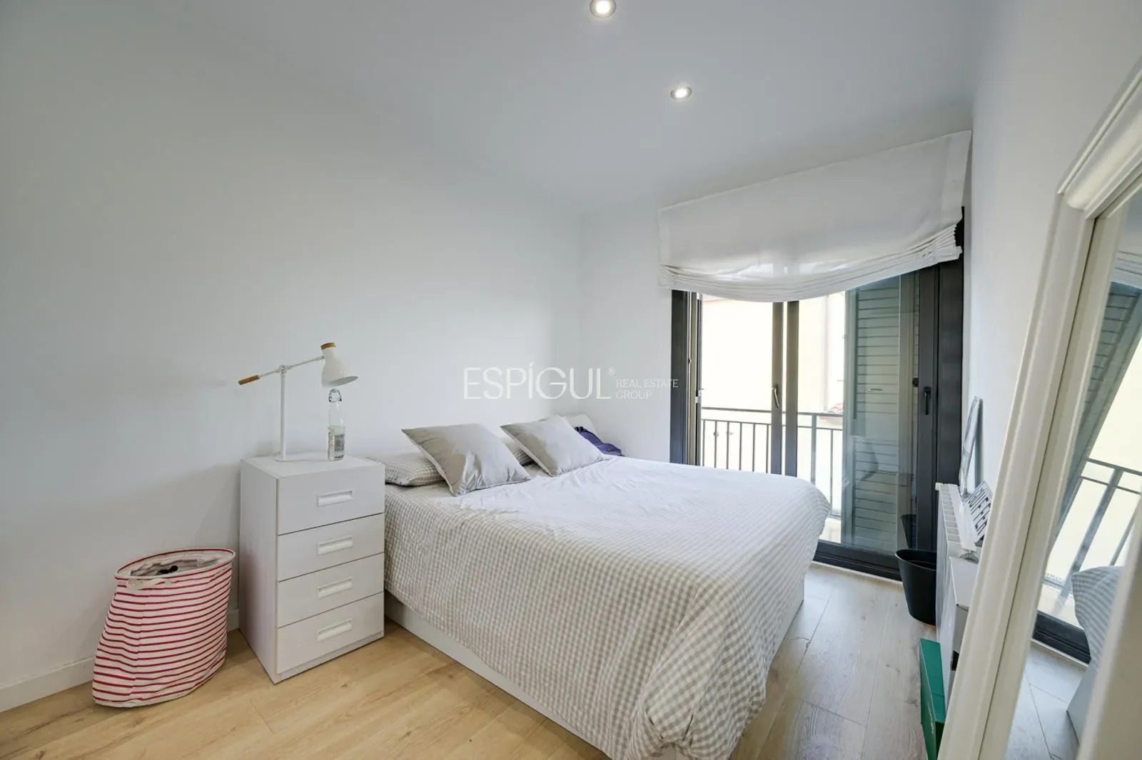 Gallery photo 3