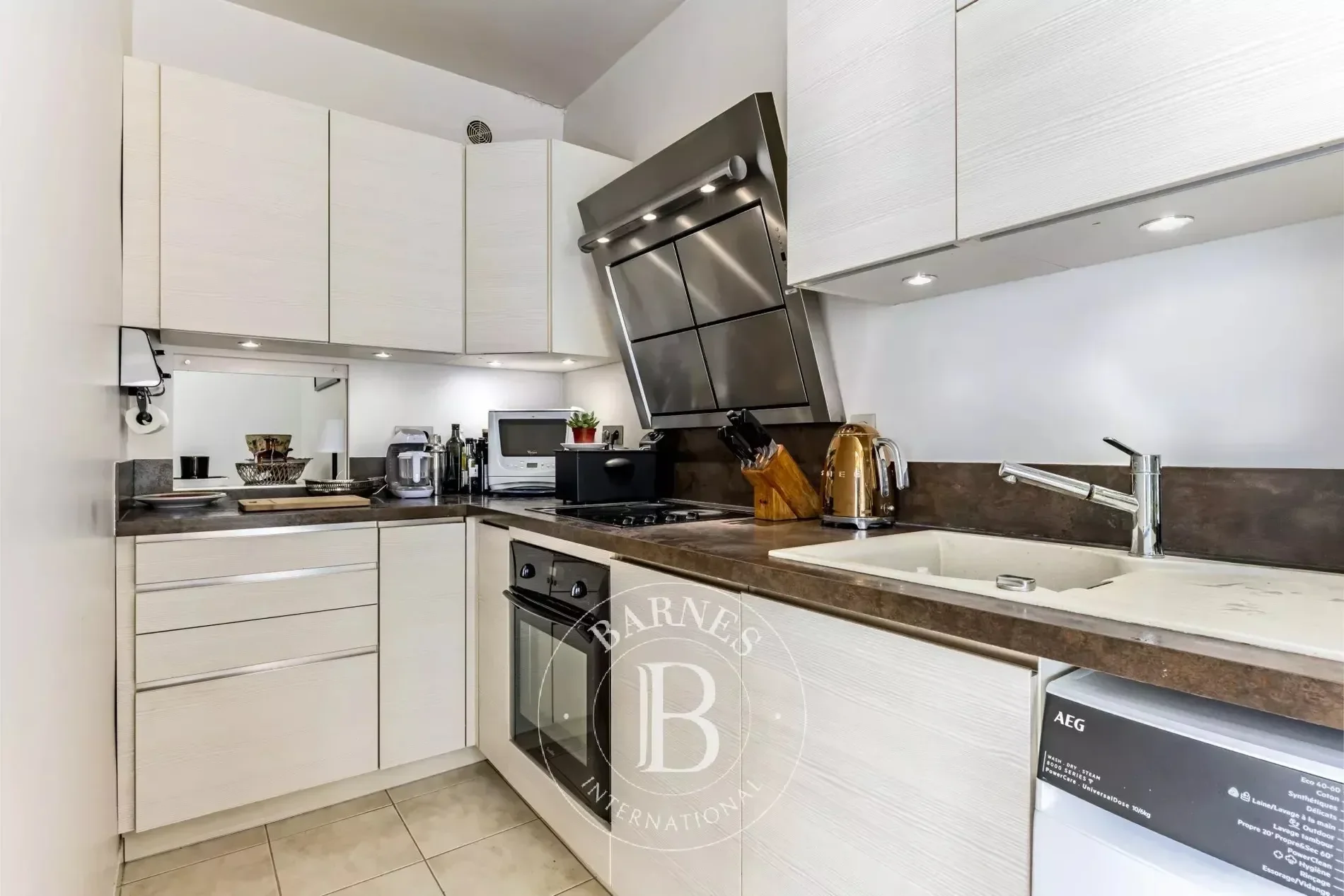 Gallery photo 2