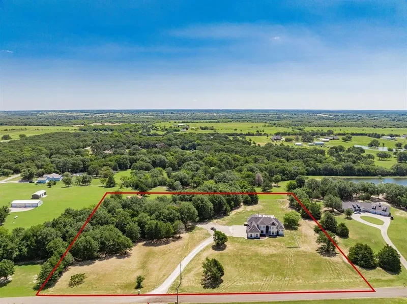 625 Country Oaks Lane, Greenville, Texas, United States. - Photo 35