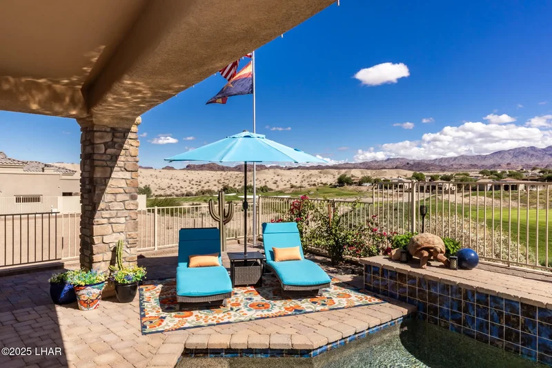 3 Bedrooms Single Family Detached