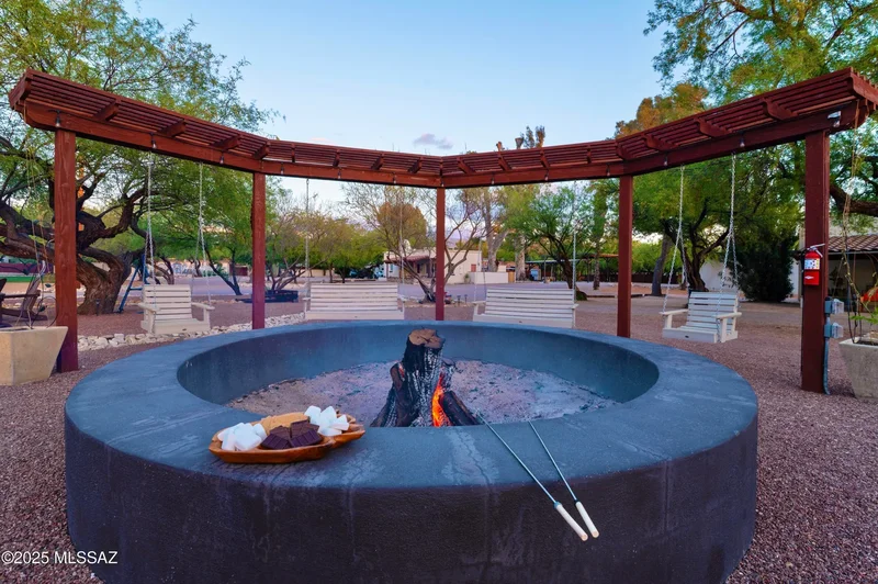 10700 E Tanque Verde Road, Tucson, Arizona, United States. - Photo 8
