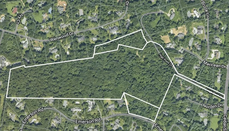 2340 A Cedar Swamp Road, Old Brookville, New York, United States. - Photo 8